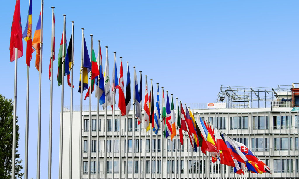 flags-1615129_1280